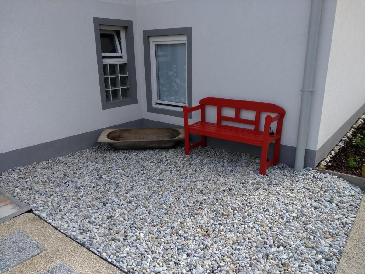 Jade Vendeghaz Apartment Pápa Exterior foto